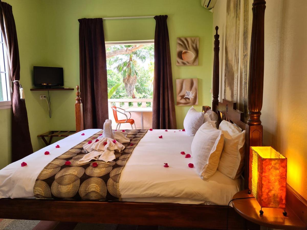Habitation Du Comte Hotel Sainte-Rose Bagian luar foto
